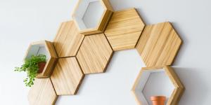 Chopvalue Hexagon decor for walls, with little plant pots in them